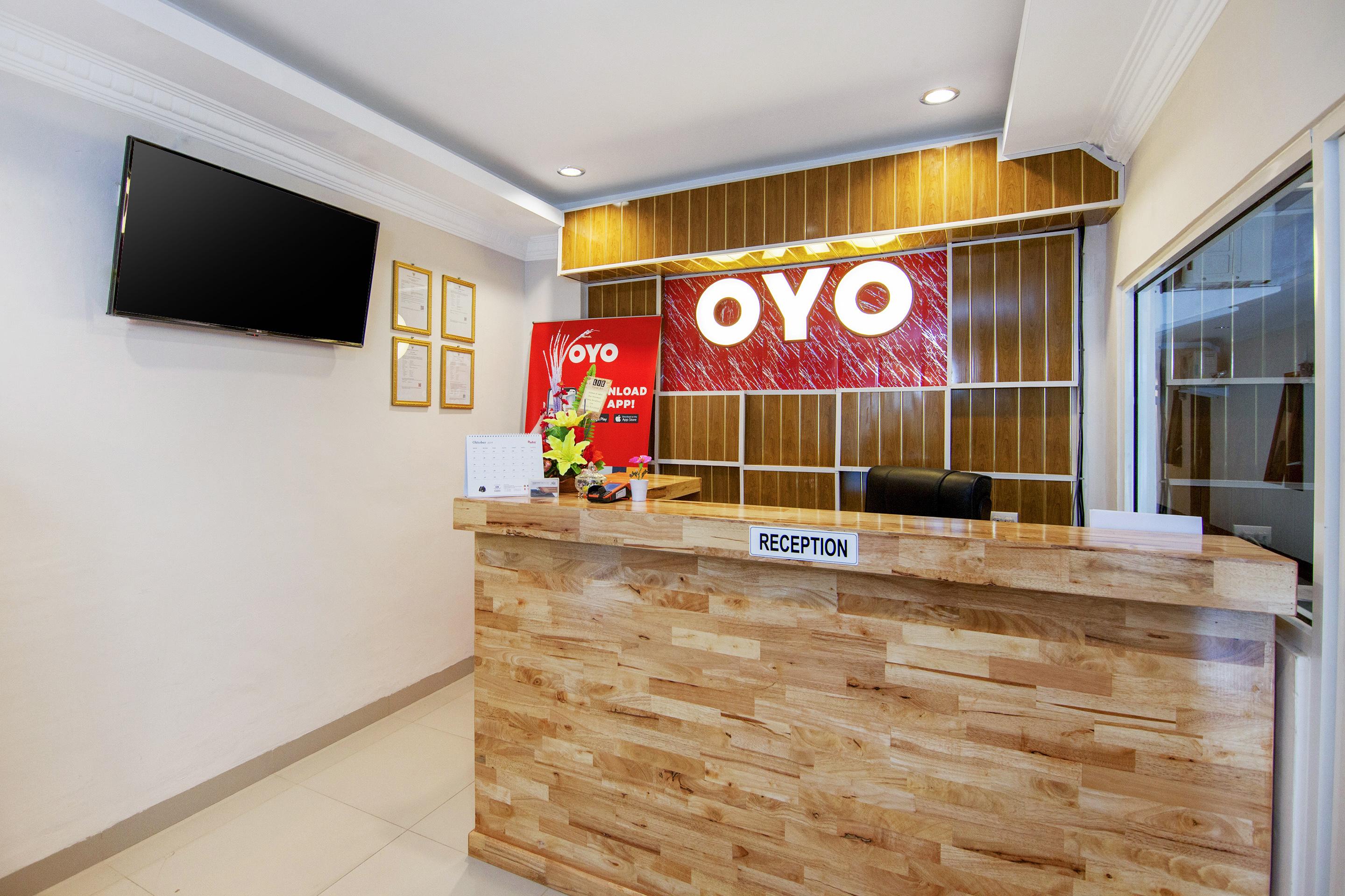 Super Oyo 621 Vania Residence Medan Eksteriør billede
